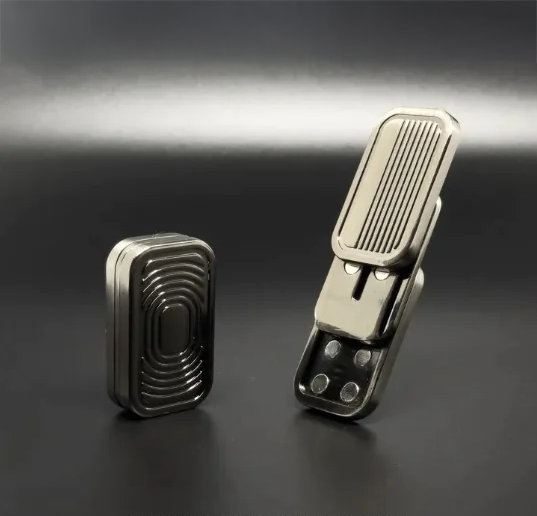 Three-Layer Magnetic Metal Push Card